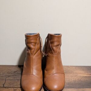 Toms Lunata Brown Ankle Booties